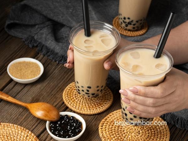 Toi thang co nen uong tra sua khong