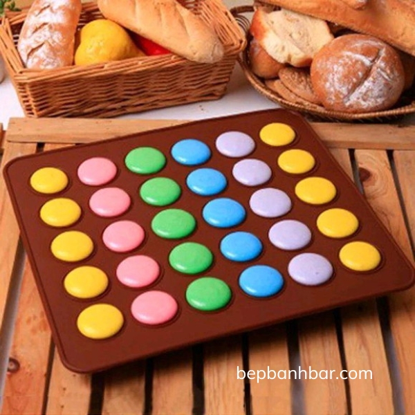 tam lot nuong macaron 48 o